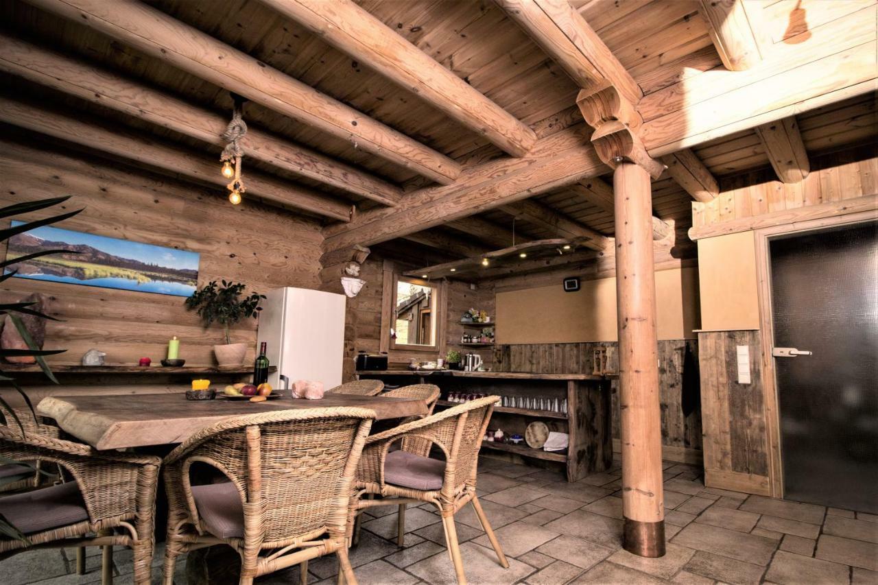 Oybiner Blockhaus Und Ferienwohnungen Hain  Exterior foto