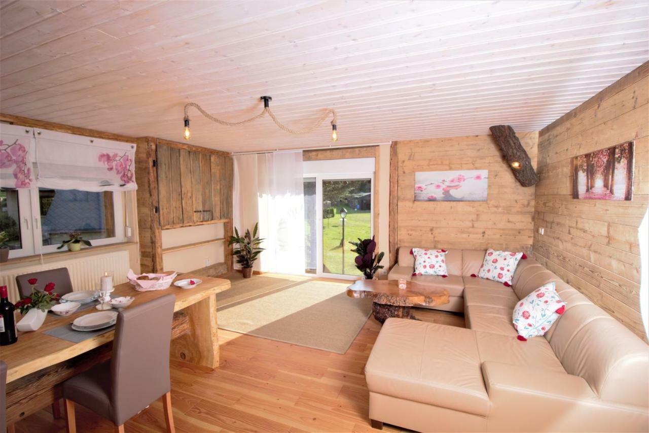 Oybiner Blockhaus Und Ferienwohnungen Hain  Exterior foto