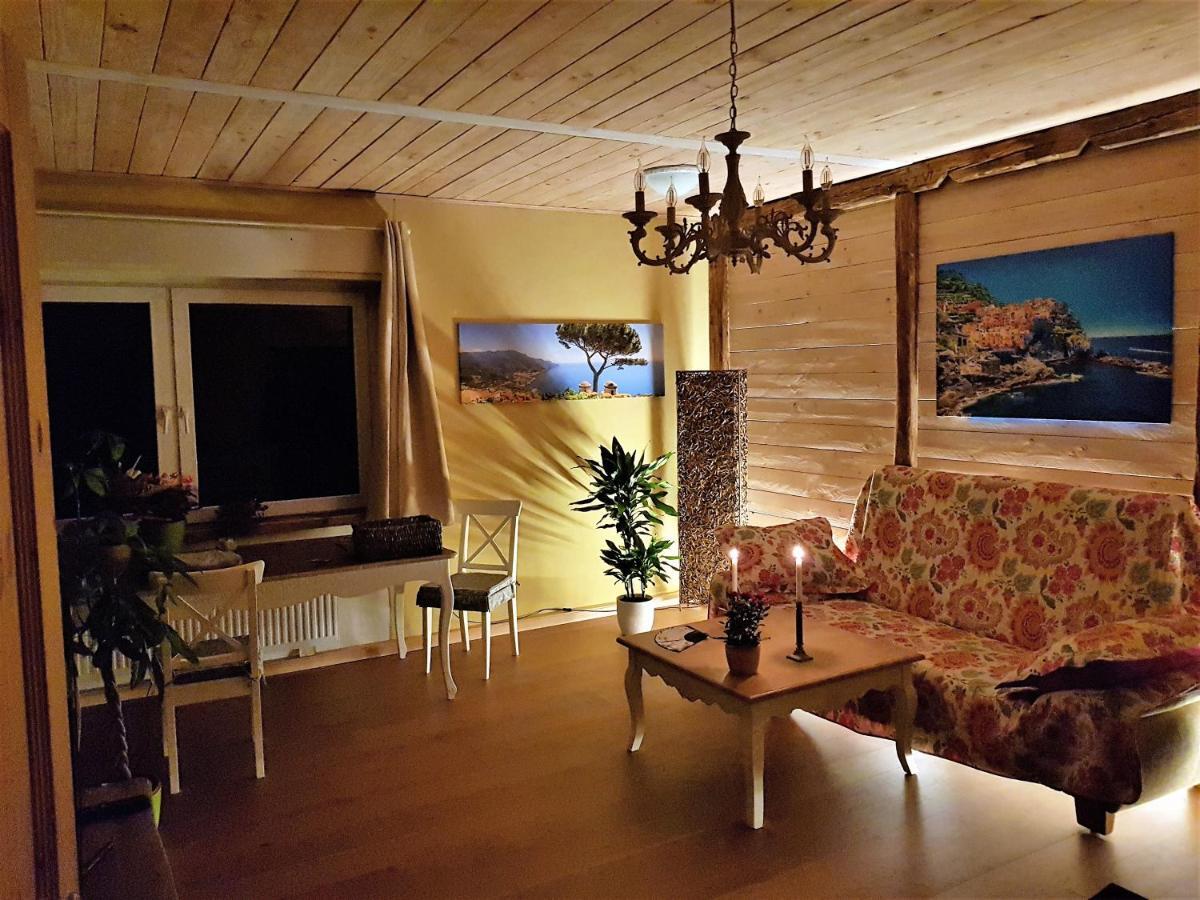 Oybiner Blockhaus Und Ferienwohnungen Hain  Exterior foto